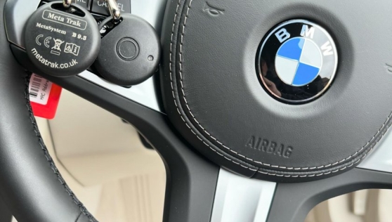 BMW840i steering wheel